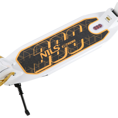 Самокат NILS EXTREME HM209T з дисковим гальмом (16-50-436)